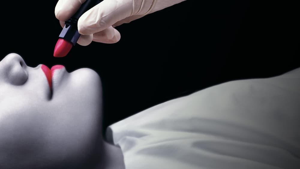 Dưới Sáu Tấc Đất (Mùa 1)
