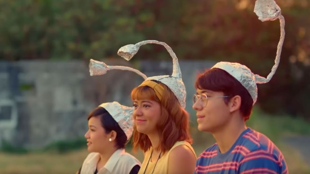 Cô Gái Dị Ứng Wi-Fi