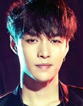 Trương Nghệ Hưng