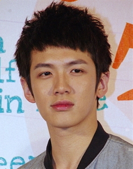 Kha Chấn Đông